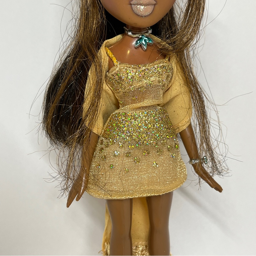 Vintage 2003 Bratz Formal Funk Sasha Doll Gold Dress Secondary Outfit Prom Y2k - Picture 4 of 15